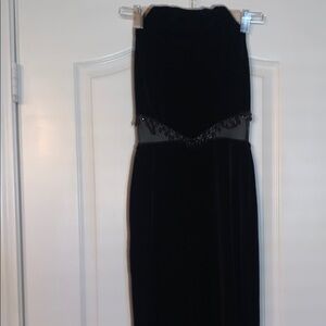 Elegant Black Evening Dress